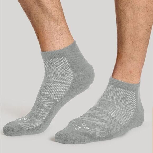 NWOT Tommie Copper Men’s Gray Ankle Compression Socks - 2 Pair - Size Large - Picture 1 of 10